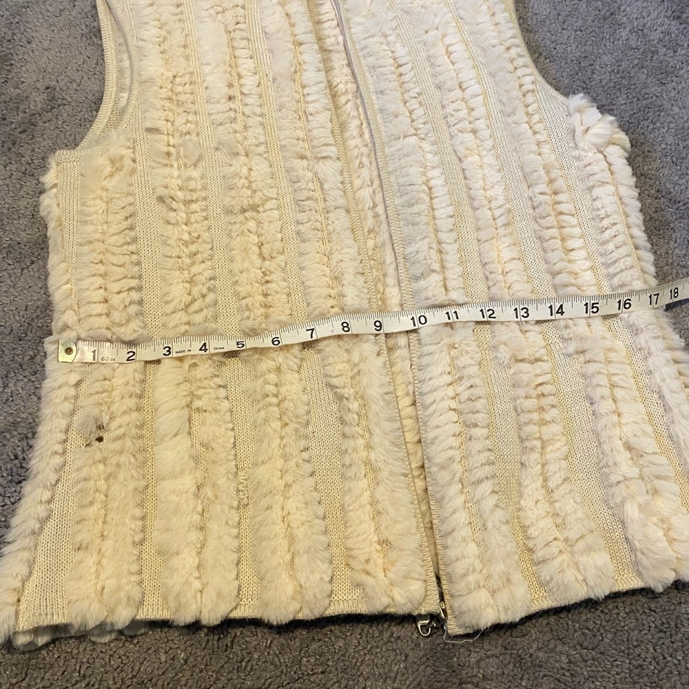 Vintage Rabbit fur vest - Picture 13 of 14